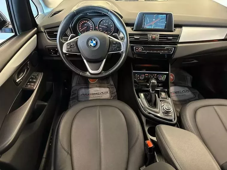 BMW 220i Cinza 9