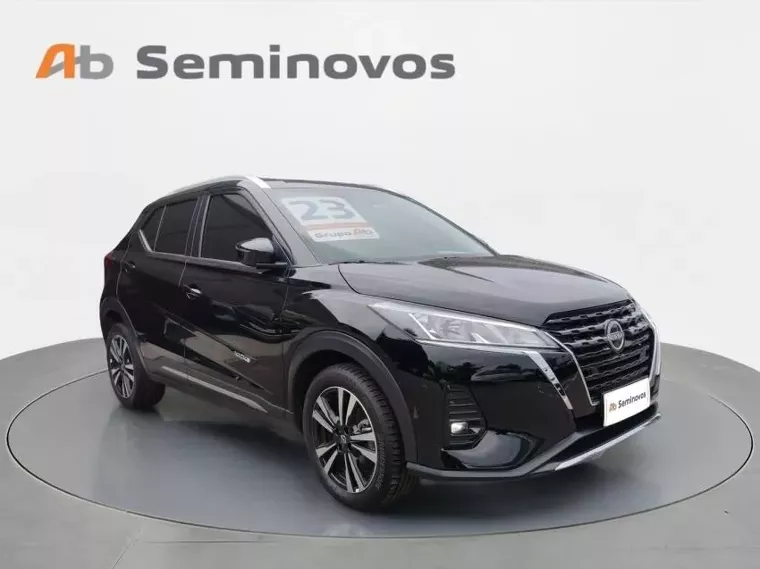 Nissan Kicks Preto 13