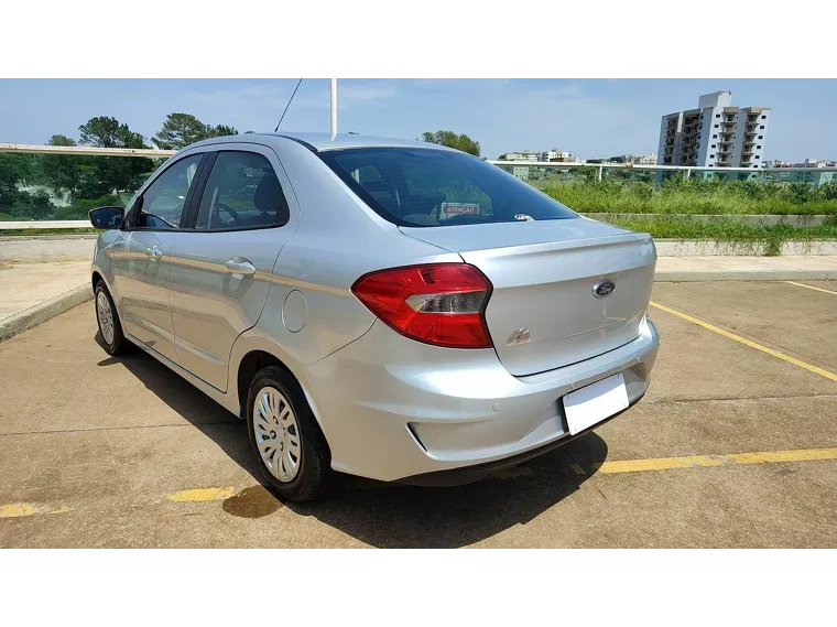 Ford KA Prata 13