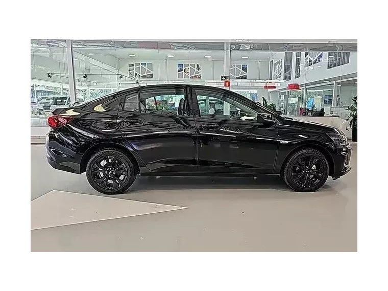 Chevrolet Onix Preto 13