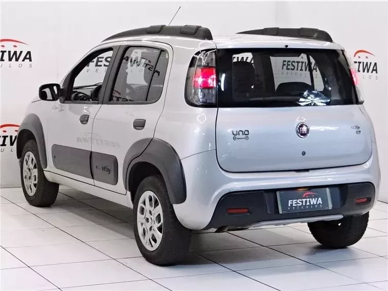 Fiat Uno Prata 3