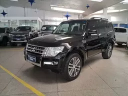 Mitsubishi Pajero Full