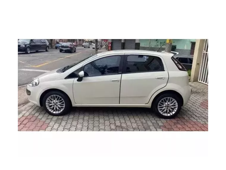 Fiat Punto Branco 2