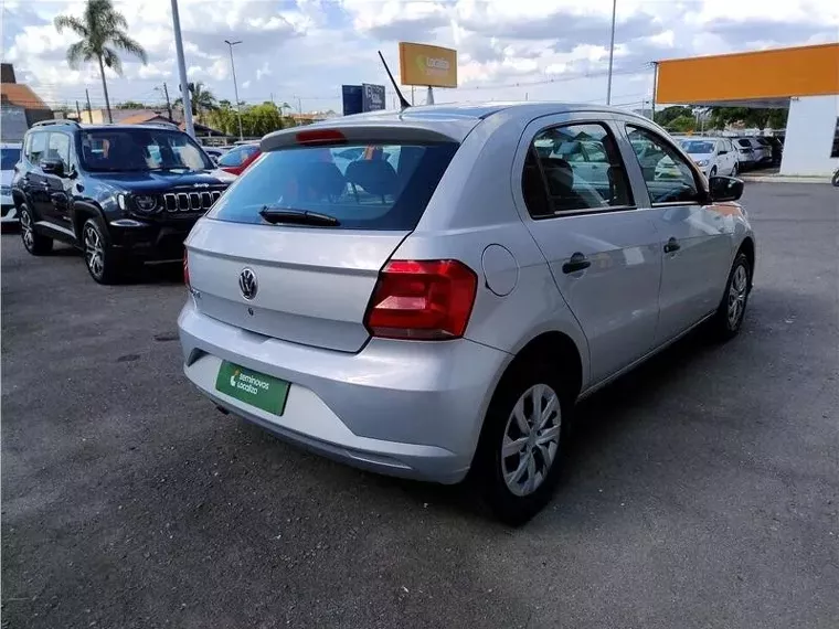 Volkswagen Gol Prata 5