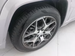 Jeep Commander