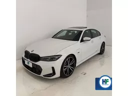 BMW 330e