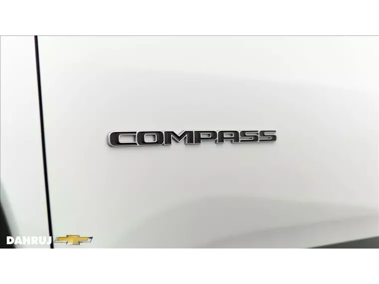 Jeep Compass Branco 13