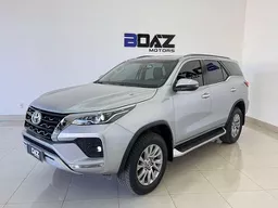 Toyota Hilux SW4
