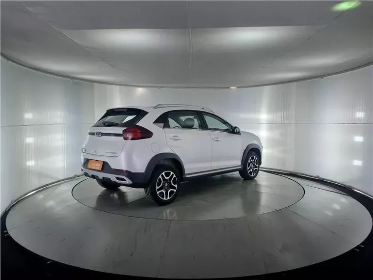 Chery Tiggo 3X Branco 13