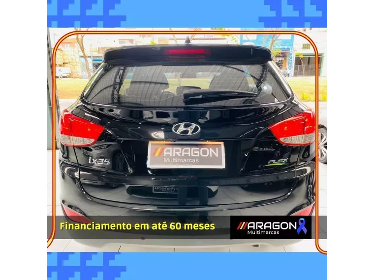 Hyundai IX35 Preto 12