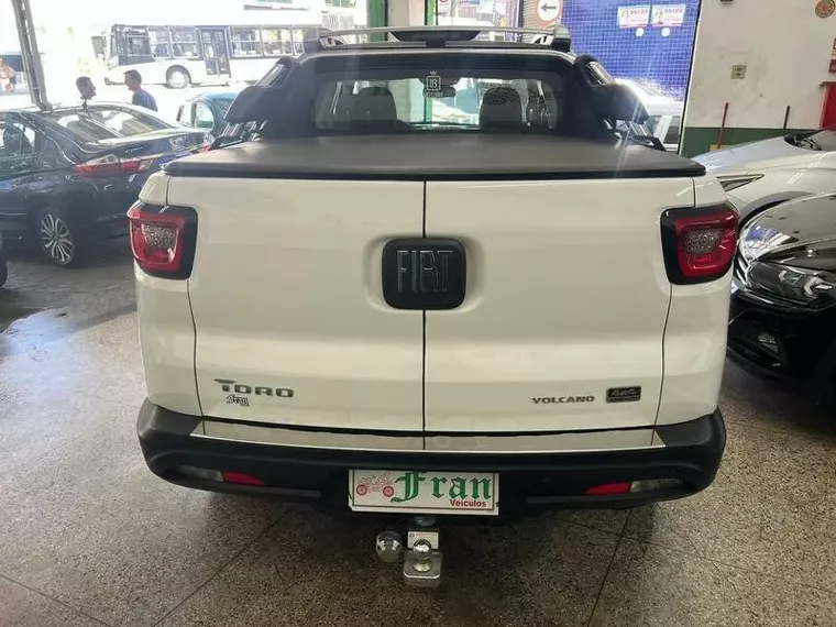 Fiat Toro Branco 10