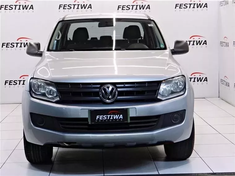 Volkswagen Amarok Prata 8