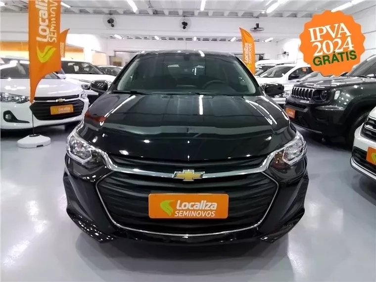 Chevrolet Onix Preto 1