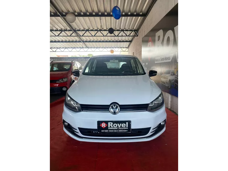 Volkswagen Fox Branco 4