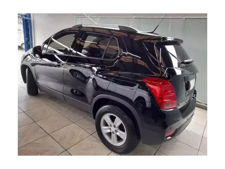 Chevrolet Tracker Preto 8