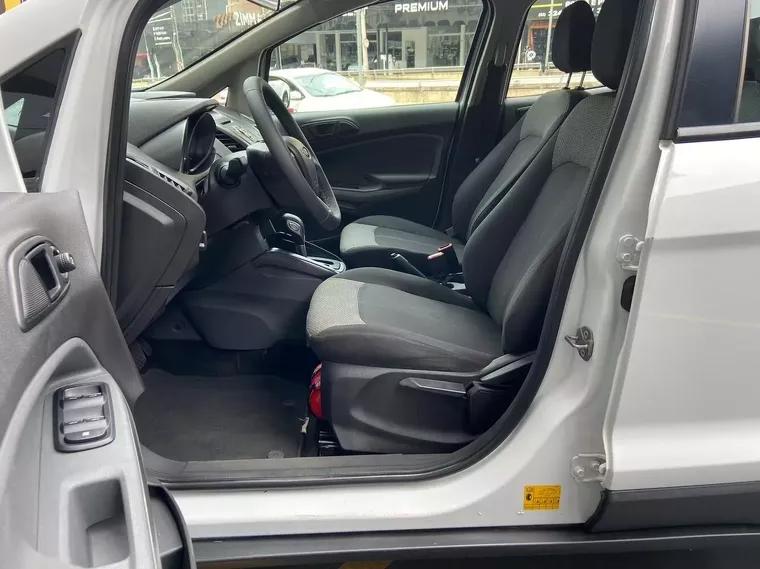 Ford Ecosport Branco 5