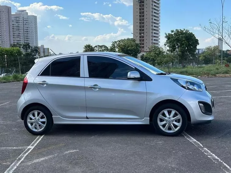 KIA Picanto Prata 9