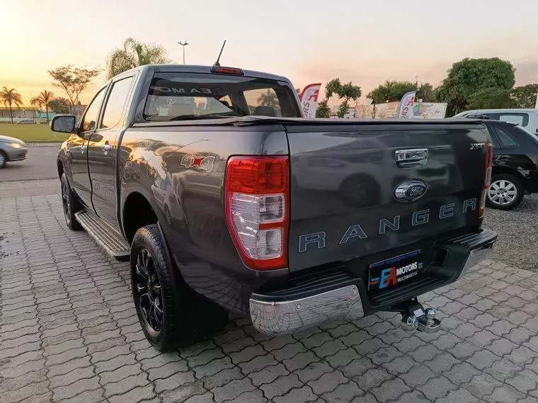 Ford Ranger Cinza 10