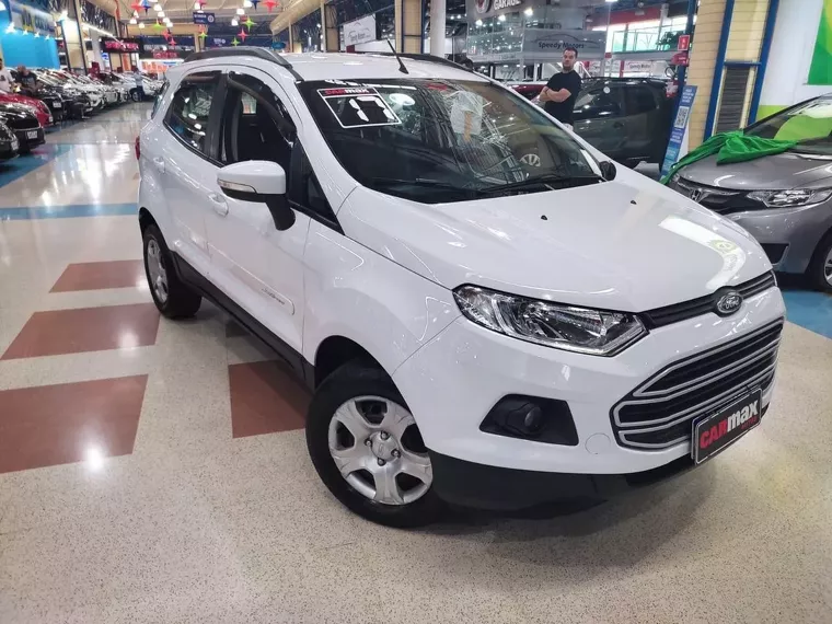 Ford Ecosport Branco 14