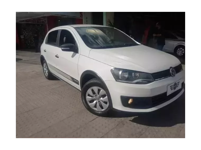 Volkswagen Gol Branco 2