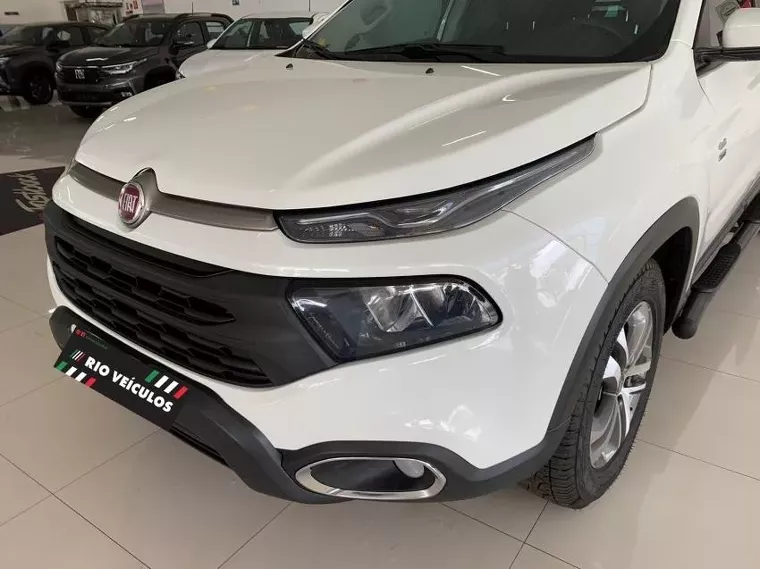 Fiat Toro Branco 6