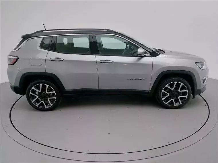 Jeep Compass Prata 18