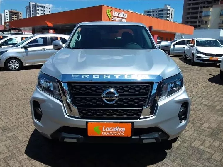 Nissan Frontier Prata 8