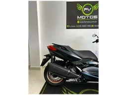 Xmax