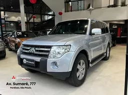 Mitsubishi Pajero Full