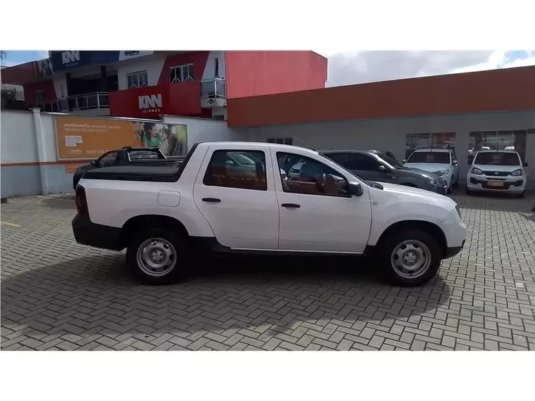 Renault Duster Oroch Branco 9