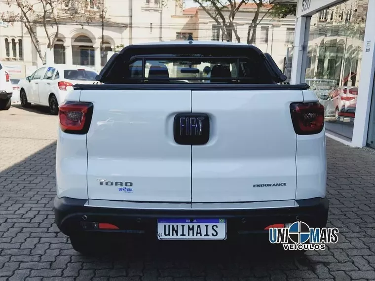 Fiat Toro Branco 2