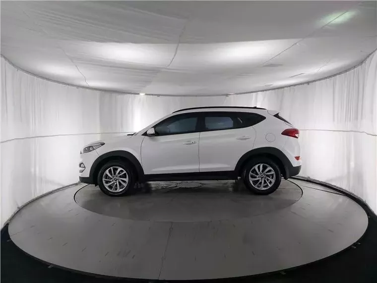 Hyundai Tucson Branco 16