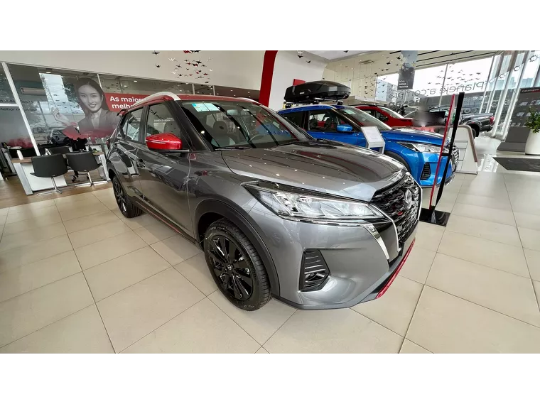 Nissan Kicks Cinza 14