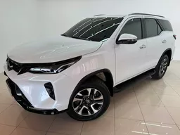 Toyota Hilux SW4
