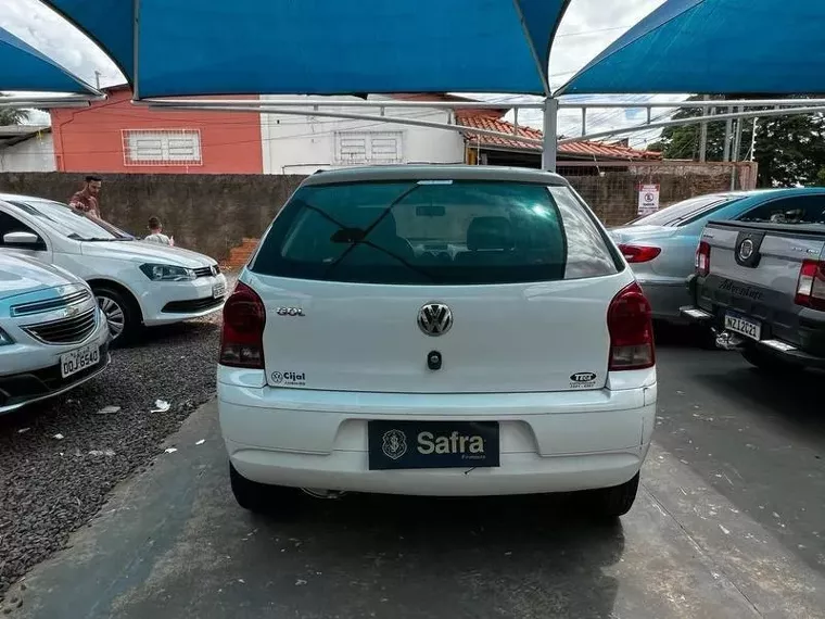 Volkswagen Gol Branco 6