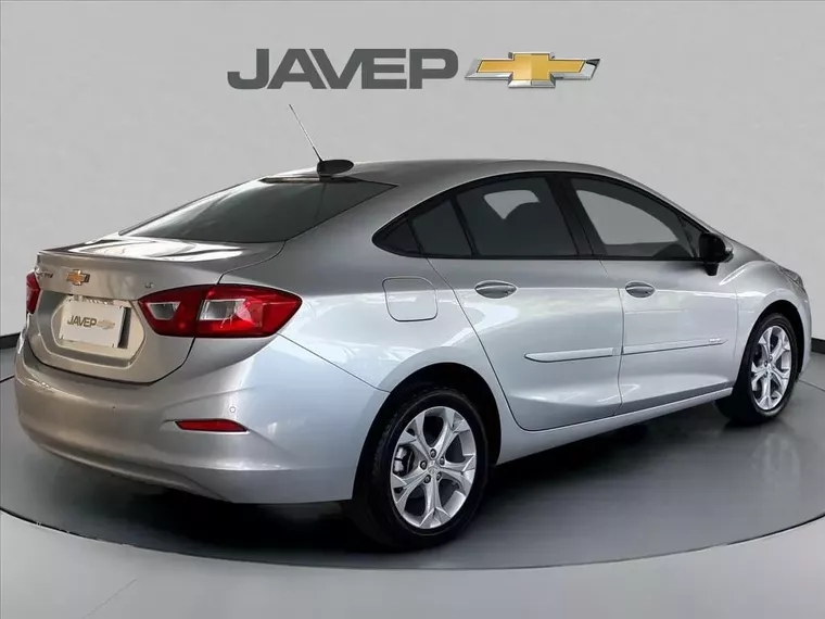 Chevrolet Cruze Prata 5