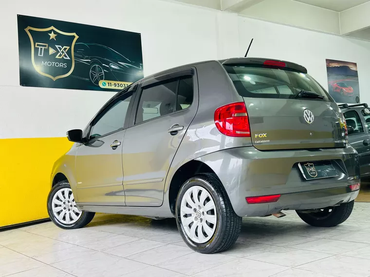 Volkswagen Fox Cinza 18