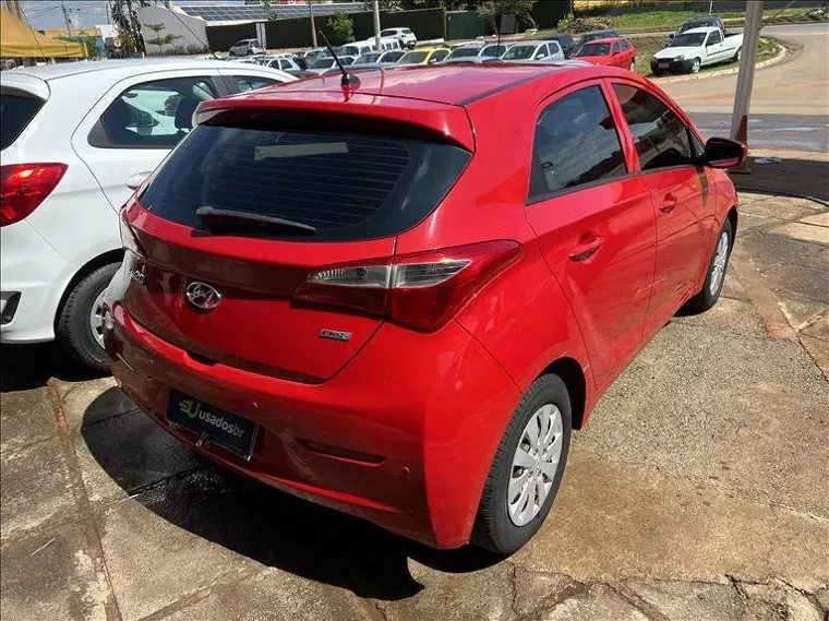 Hyundai HB20 Vermelho 2