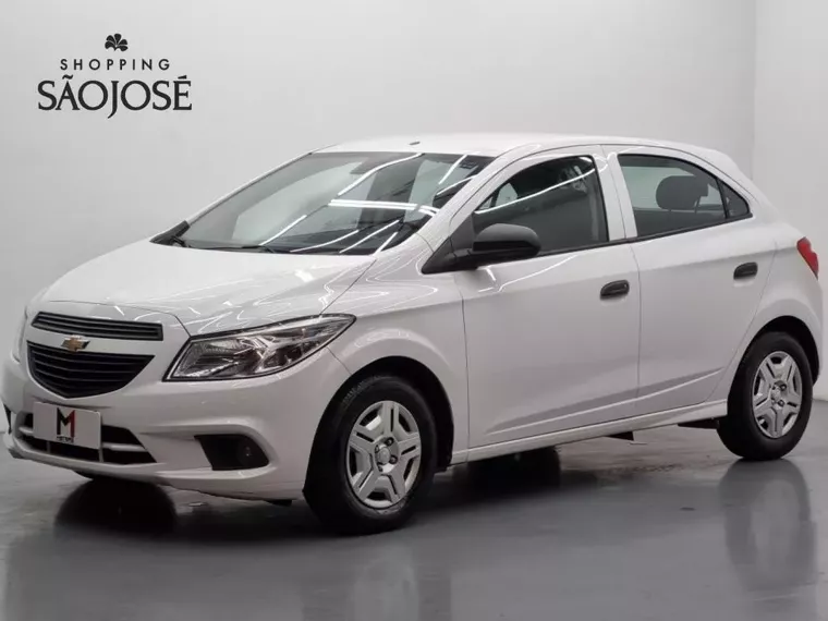 Chevrolet Onix Branco 6