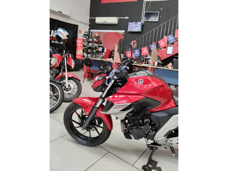 Yamaha Fazer 250 Vermelho 2