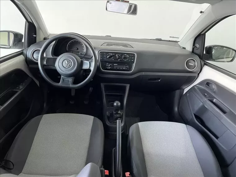 Volkswagen UP Branco 10