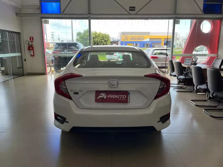 Honda Civic Branco 10