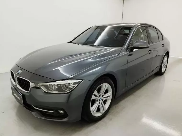 BMW 320i Cinza 8