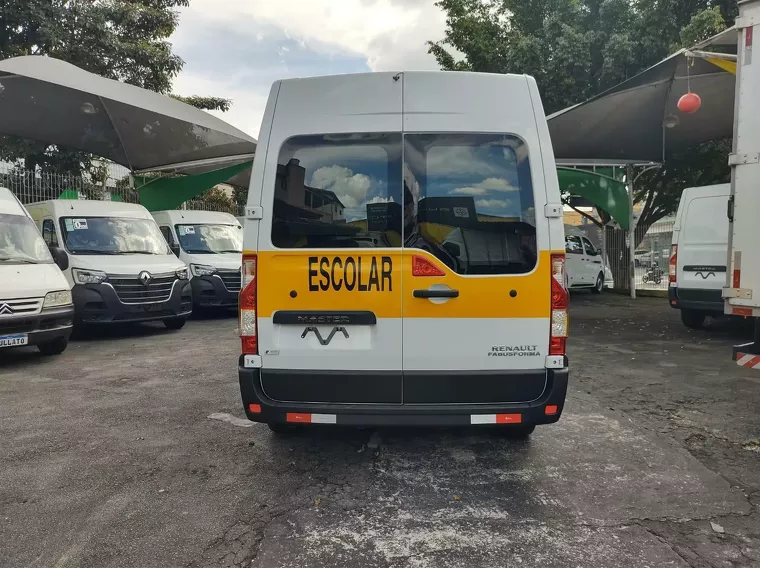 Renault Master Branco 10