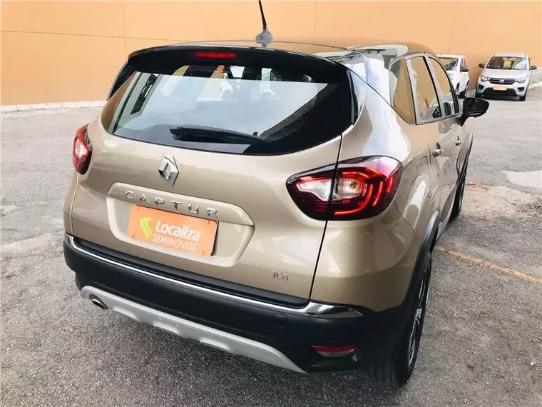 Renault Captur Bege 5