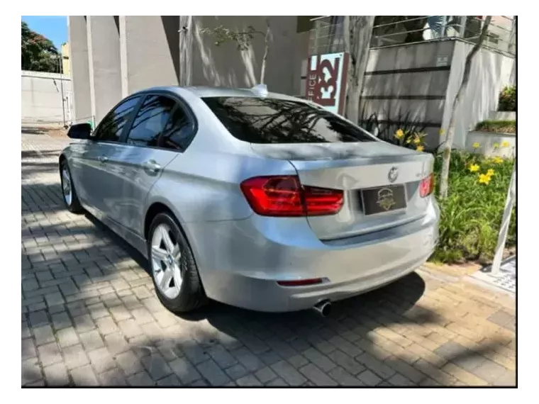 BMW 320i Prata 12