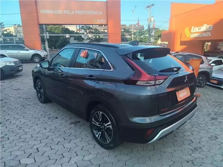 Mitsubishi Eclipse Cross Cinza 4