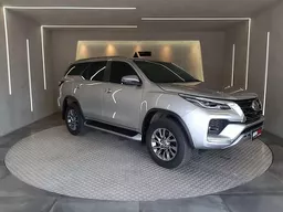 Toyota Hilux SW4