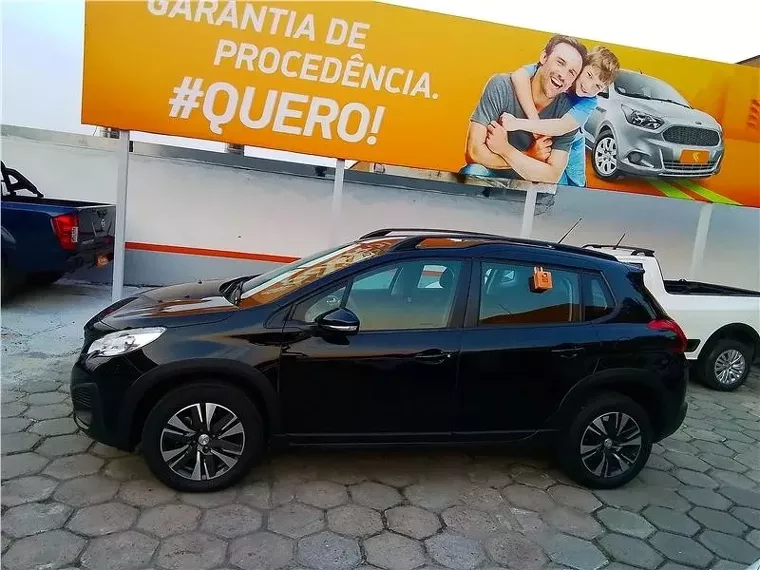 Peugeot 2008 Preto 2