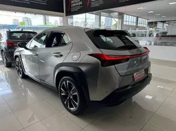 Lexus UX 250H